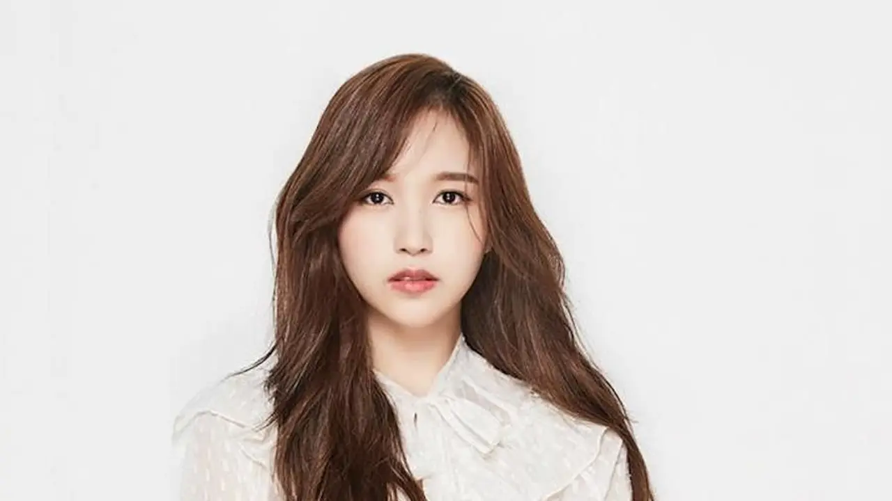 Mina Twice (Soompi)