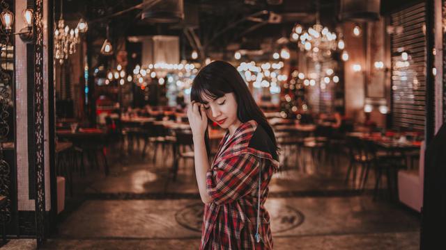 Ilustrasi perempuan mandiri