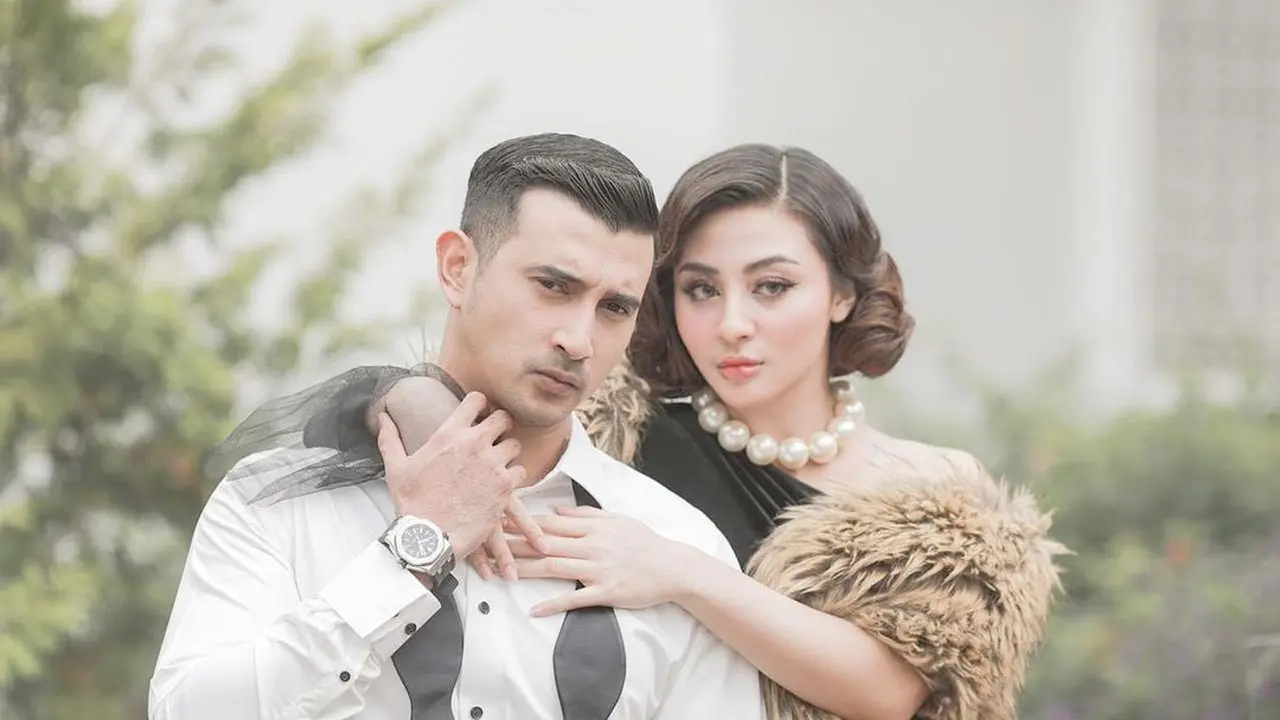 [Fimela] Ali Syakieb dan Margin Wieheerm