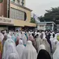 Majelis Tarjih dan Tajdid Pimpinan Pusat Muhammadiyah melaksanakan Sholat Idul Fitri 1444 Hijriah hari ini. Gedung Pimpinan Pusat (PP) Muhammadiyah, Menteng, Jakarta Pusat menjadi salah satu tempat penyelenggaraan Sholat Ied pada Jumat (21/4/2023) ini (Liputan6.com/Winda Nelfira)