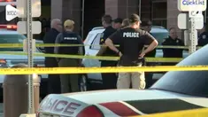 Seorang tersangka penembakan telah berhasil ditahan setelah penembakan terjadi di supermarket yang berada di pinggiran Louisville, Kentucky, AS.