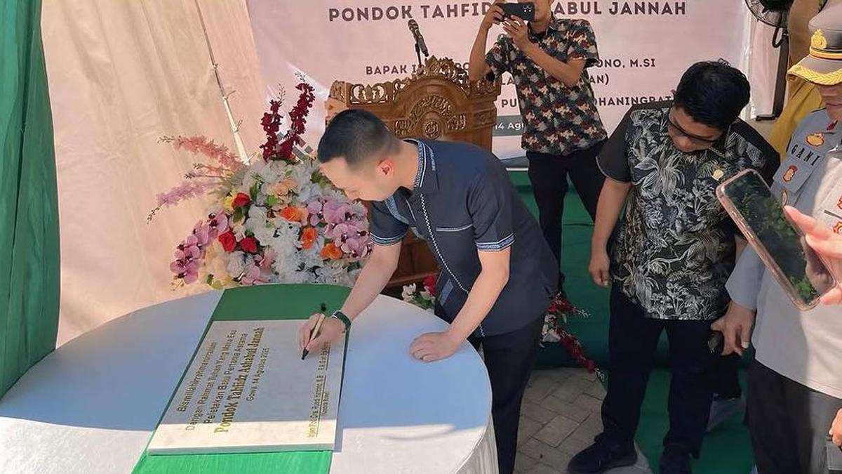 Gusti Ega Putrawan Lakukan Peletakan Batu Pertama Pondok Tahfidz, Angel Karamoy Beri Dukungan