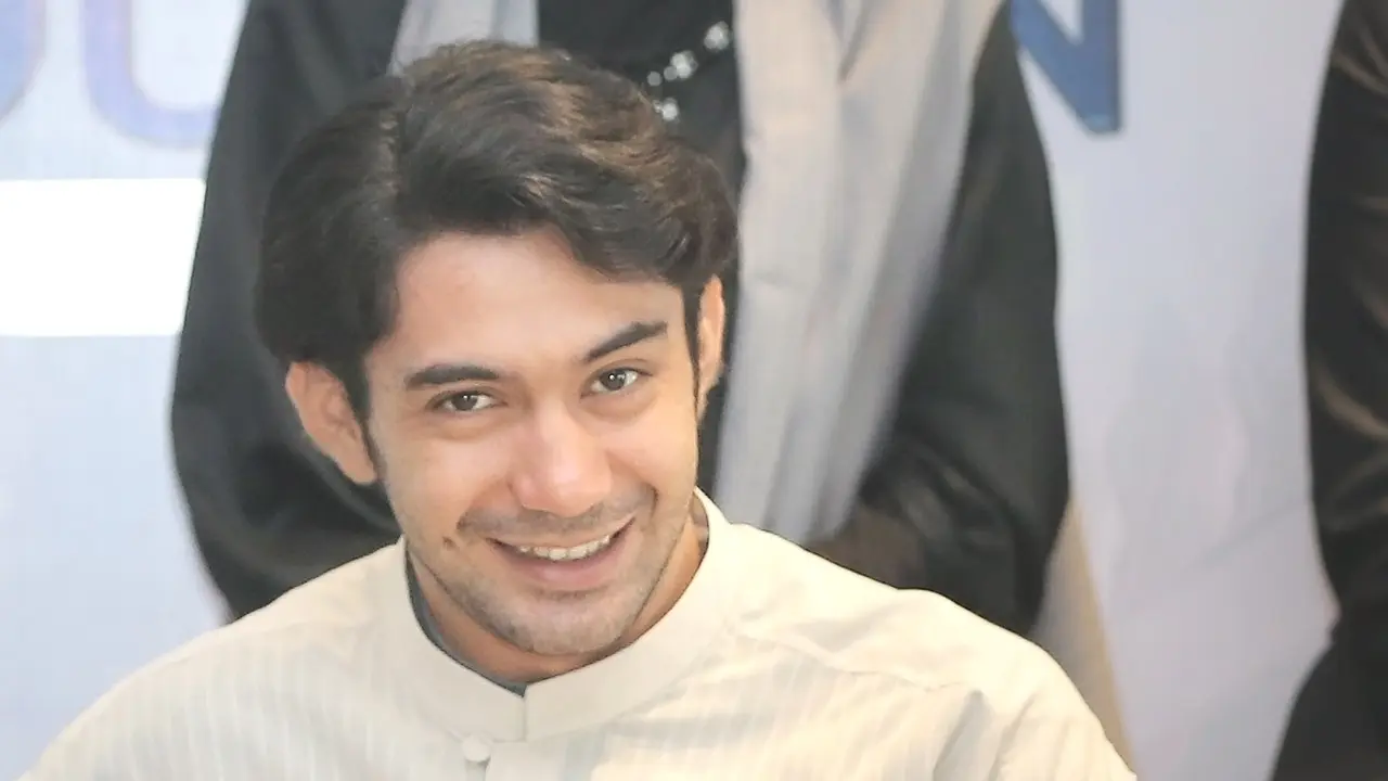 [Fimela] Reza Rahadian