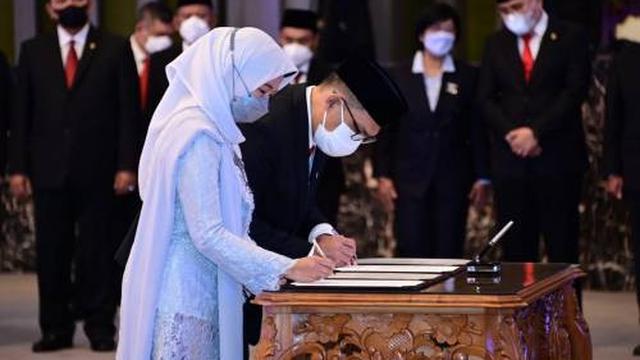 Isma Yatun dan Agus Joko Pramono resmi menjabat sebagai Ketua dan Wakil Ketua Badan Pemeriksa Keuangan (BPK).