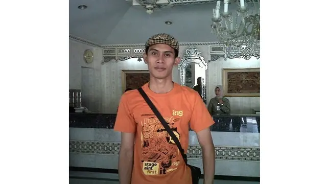 Spesialis Perankan Satpam, 6 Gaya Herry Ujang di Kehidupan Nyata Ini Bikin Pangling