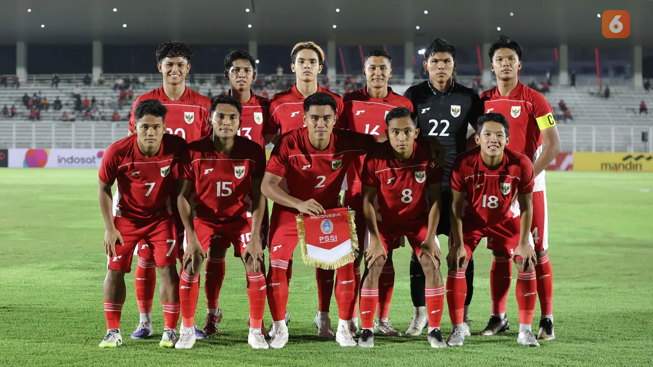 Foto: Timnas Indonesia U-23 Takluk dari India dalam Laga Uji Coba, Dony Tri Sempat Tipiskan Skor Skuad Garuda Muda