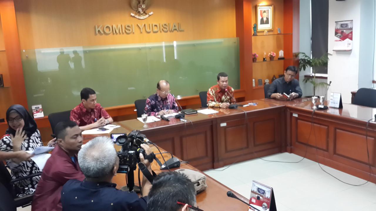 Komisi Yudisial mengumumkan calon hakim agung