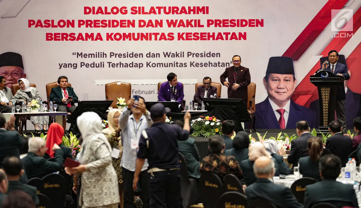 Suasana acara Dialog Silaturahmi Paslon Presiden dan Wakil Presiden bersama Komunitas  Kesehatan di Jakarta, Kamis (28/2). Dialog Silaturahmi mengusung tema ‘Memilih Presiden dan Wakil Presiden yang peduli terhadap kesehatan’. (Liputan6.com/Faizal Fanani)