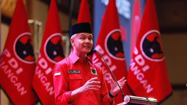 Bakal Capres PDI Perjuangan Ganjar Pranowo menghadiri konsolidasi seluruh kader tingkat DPD, DPC, PPC dan seluruh unsur pimpinan PDI-P Jawa Timur dalam rangka pemenangan pemilihan presiden (Pilpres) 2024 mendatang. (Istimewa)