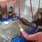 Suasana rumah duka Raja Gowa, Andi I Maddusila Daeng Manyonri Karaeng Katangka Sultan Alauddin II, di Jalan Sultan Alauddin, Kota Makassar, Minggu malam, 10 Juni 2018. (Sahrul Ramadan/JawaPos.com)