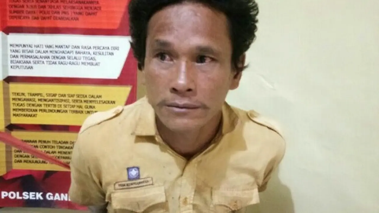 Penculikan 2 Bocah Gagal, Orang Gila Jadi Bulan-bulanan Warga