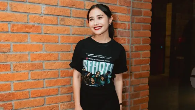 Prilly Latuconsina Akui Tak Pernah Tolak Ajakan Foto Fans, Humble Banget