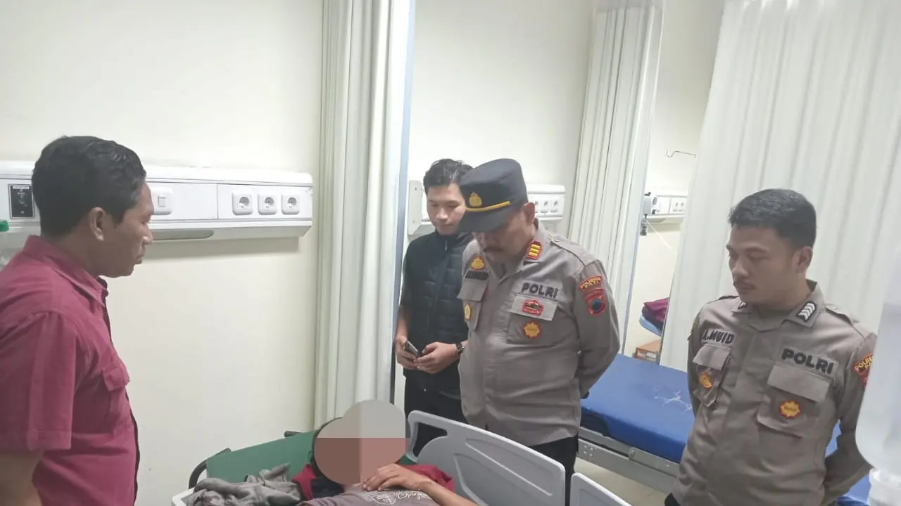 Pelaku mendapatkan perawatan medis di RSUD karena babak belur usai diamuk massa.