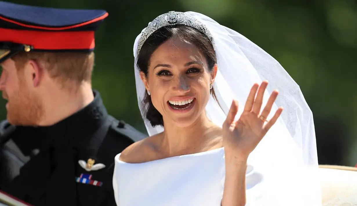 Tentu saja dia miliki pendapat sendiri mengenai gaun pernikahan Meghan Markle. (instagram/kensingtonroyal)