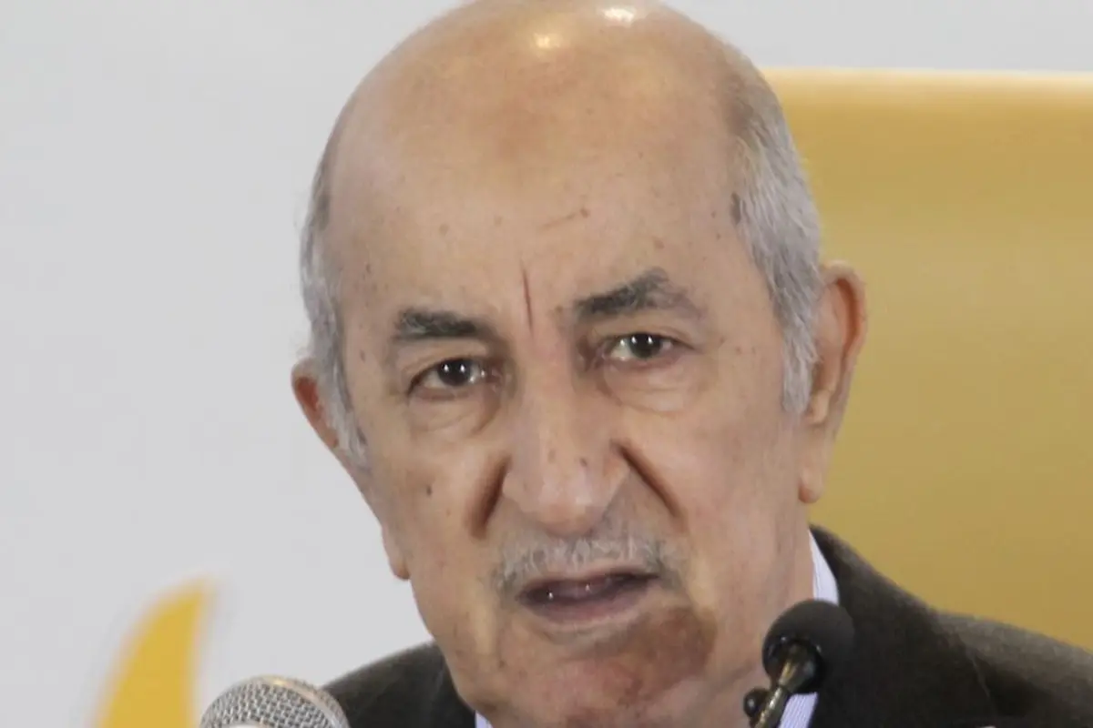 Presiden terpilih Aljazair Abdelmadjid Tebboune berbicara dalam konferensi pers di Algiers, 13 Desember 2019.