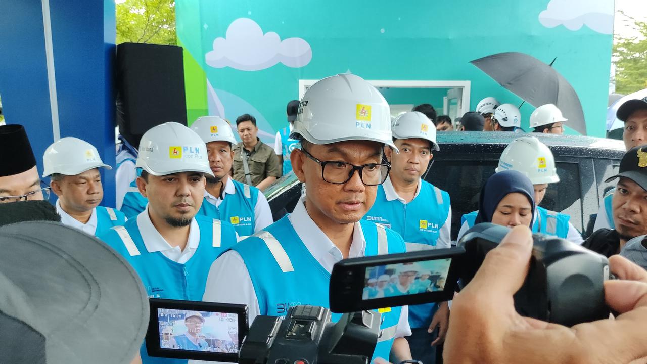 Direktur Utama PLN Darmawan Prasodjo