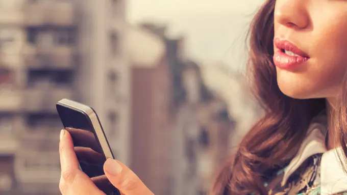 'Dear' Pacar, Aku Tahu Kamu Selingkuh!