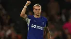 Selebrasi pemain Chelsea, Mykhailo Mudryk , setelah mencetak gol ke gawang Fulham dalam pertandingan pekan ketujuh Premier League 2023/2024 yang digelar di Craven Cottage, Selasa (3/10/2023) dini hari WIB. Gol yang dicetak pada menit ke-18 tersebut merupakan gol perdana pemain dengan julukan Neymar dari Ukraina selama berseragam Chelsea. (AFP/Adrian Dennis)