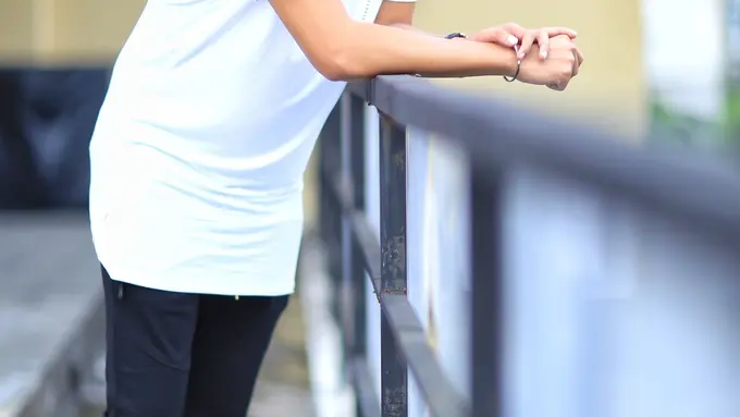 [Bintang] Nada Kekecewaan di Single Ketiga Rizky Febian, Cukup Tau