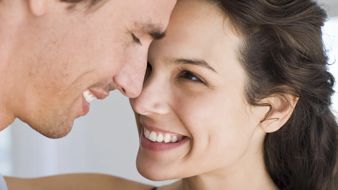 Tips Tetap Romantis Saat Merencanakan Pernikahan