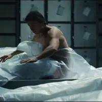 Menyaksikan Tom Cruise bangkit dari kematian dalam trailer terbaru The Mummy. (Via: Youtube)