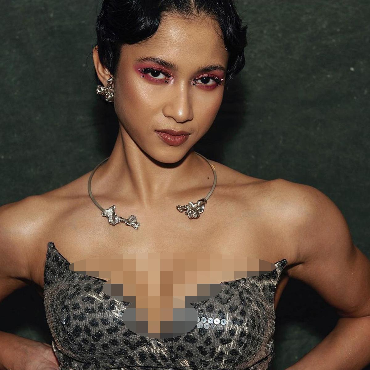 Xotin porno foto hammom