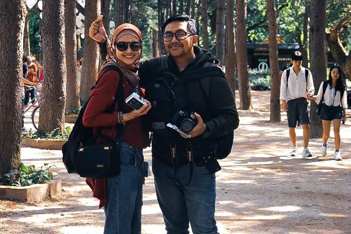 Anniversary ke-8, Ini 6 Momen Manis Zee Zee Shahab dan Prabu Revolusi