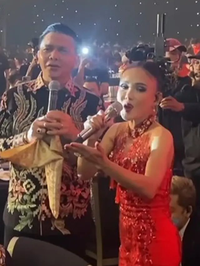 Yuni Shara tampak cantik menawan (Instagram/yunishara36)