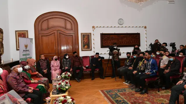 Wapres Ma'ruf Amin bertemu mahasiswa Indonesia di Mesir. (Foto: BPMI Setwapres)