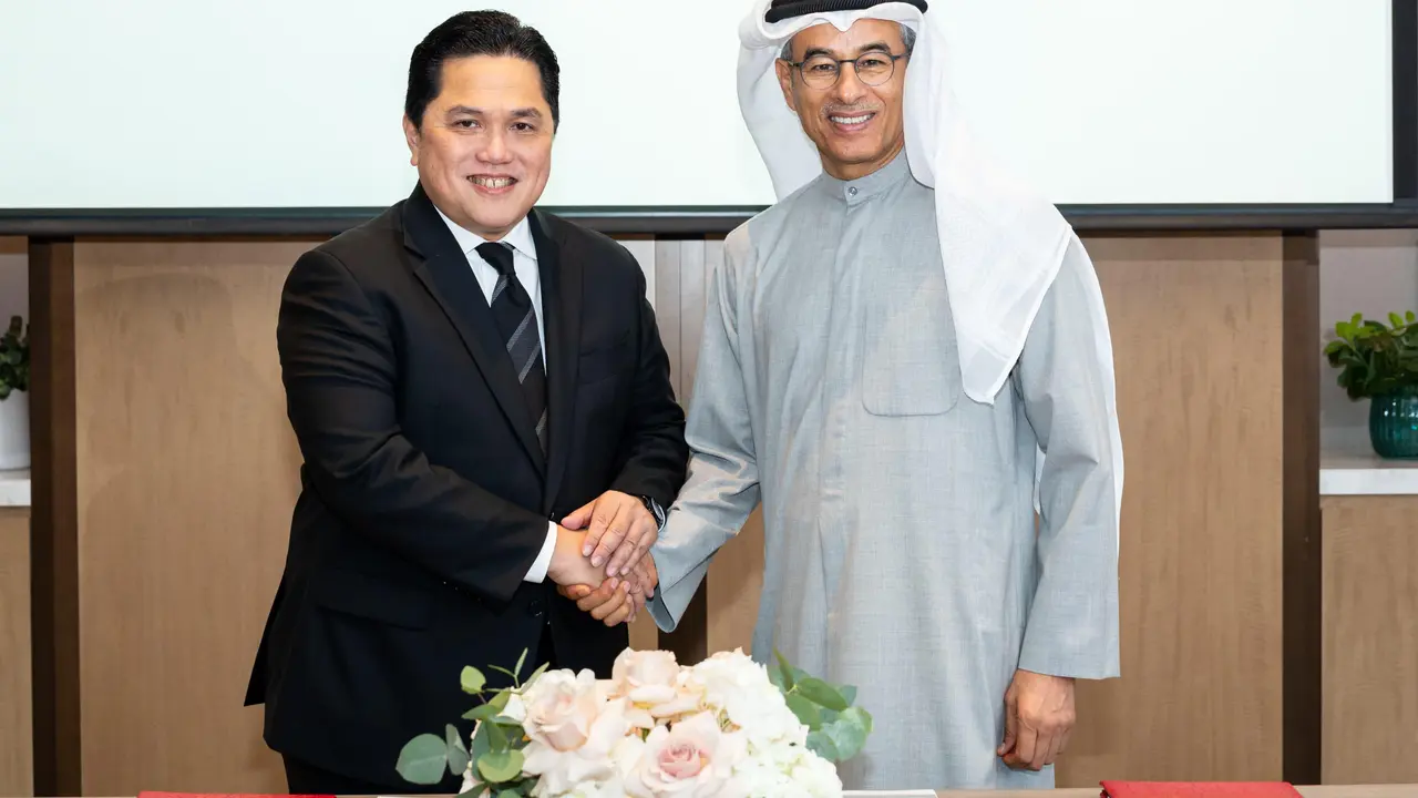 Penandatanganan Nota Kesepahaman (MoU) antara Erick dan Chairman Eagle Hills, Mohamed Ali Rashed Alabbar. (Foto: Istimewa)