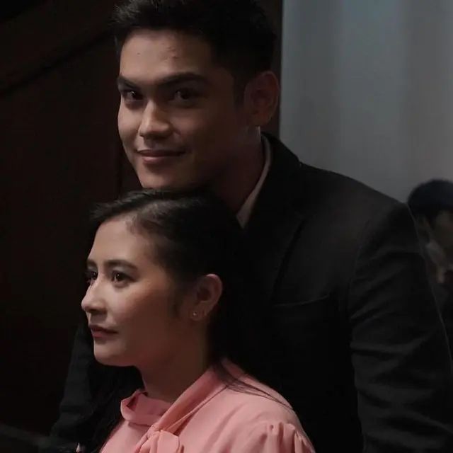 Sudah Putus Sejak Oktober, Ini 6 Potret Manis Prilly Latuconsina dan Irzan Faiq
