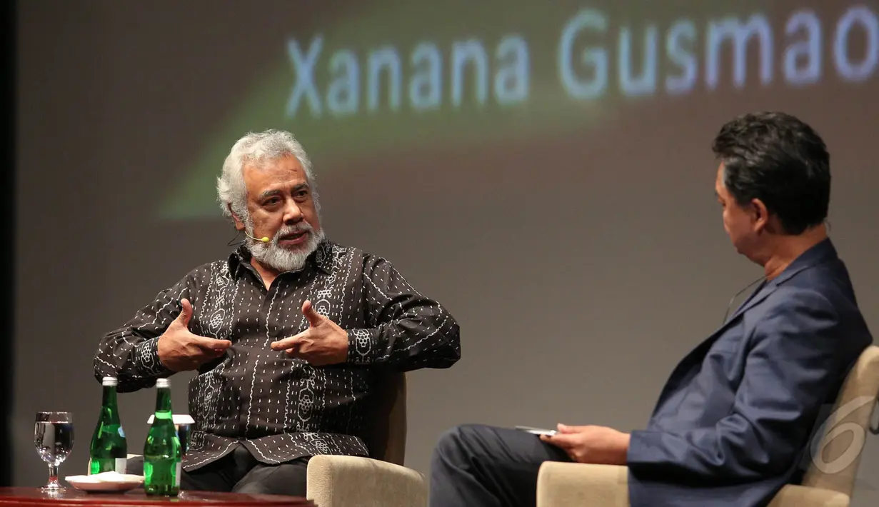 Presiden pertama Timor Leste Xanana Gusmao (kiri) saat menjadi orator Supermentor-6: Leaders, Jakarta, Minggu (17/5/2015). Orasi empat tokoh negarawan dalam rangka menyambut Hari Kebangkitan Nasional ke-107 (Liputan6.com/Faizal Fanani)