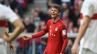 Chelsea tertarik mendatangkan penyerang Bayern Munchen, Thomas Muller, pada bursa transfer Januari 2016. Upaya tersebut dilakukan untuk mempertajam lini depan The Blues. (AFP/ CHRISTOF STACHE)