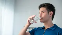 Air Minum dan Kesehatan Ginjal: Jenis dan Takaran yang Perlu Diperhatikan