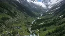 Sebelumnya, pada 28 Mei 2025, Gletser Birch di wilayah Valais selatan Swiss runtuh. (Fabrice COFFRINI/AFP)