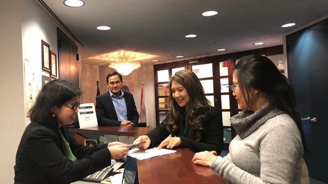 Warga Negara Indonesia membuka rekening BNI di New York pada 30 Desember 2019. Dok BNI
