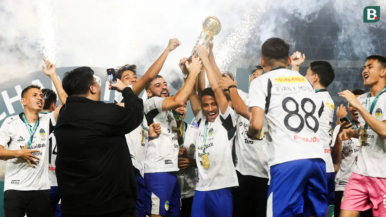 Foto: Kemenangan Sempurna PSIM Yogyakarta, Penantian18 Tahun Promosi dan Jadi Juara Pegandaian Liga 2 2024/2025