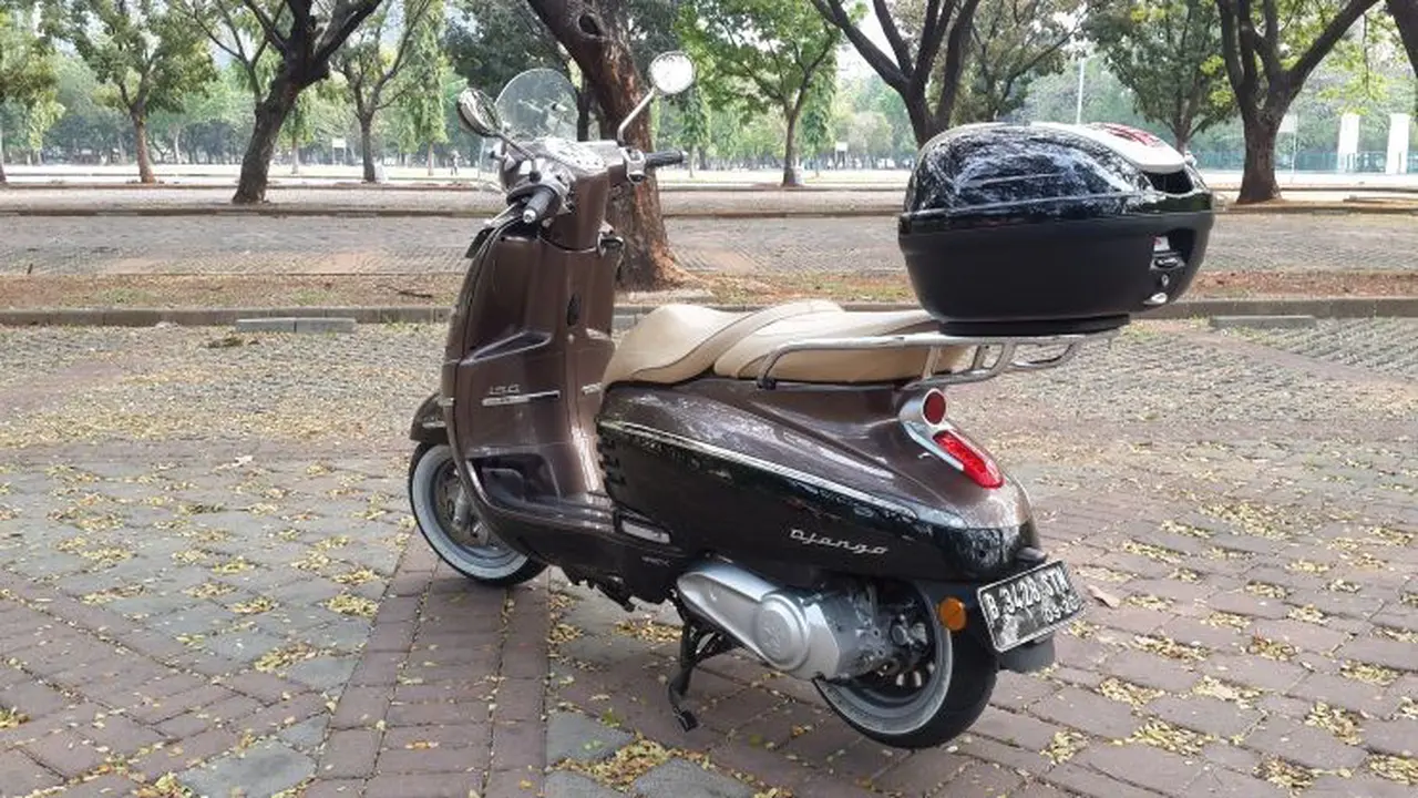 Peugeot Django
