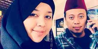 Kisruh rumah tangga Opick dan Dian Rostaningrum memang sedang ramai dibicarakan publik. Mereka yang biasa hadir di pengajian rutin Majelis Tombo Ati pun kini tak terlihat batang hidung keduanya. (Instagram/dian_opick)