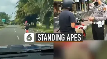 Nasib apes dialami oleh seorang pria pengendara motor karena lakukan standing di jalanan sepi.