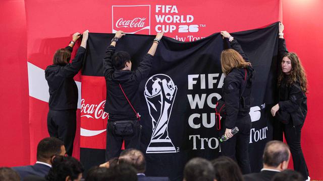 Sambangi Jakarta, Trofi Asli Piala Dunia Bisa Dilihat Langsung di JCC