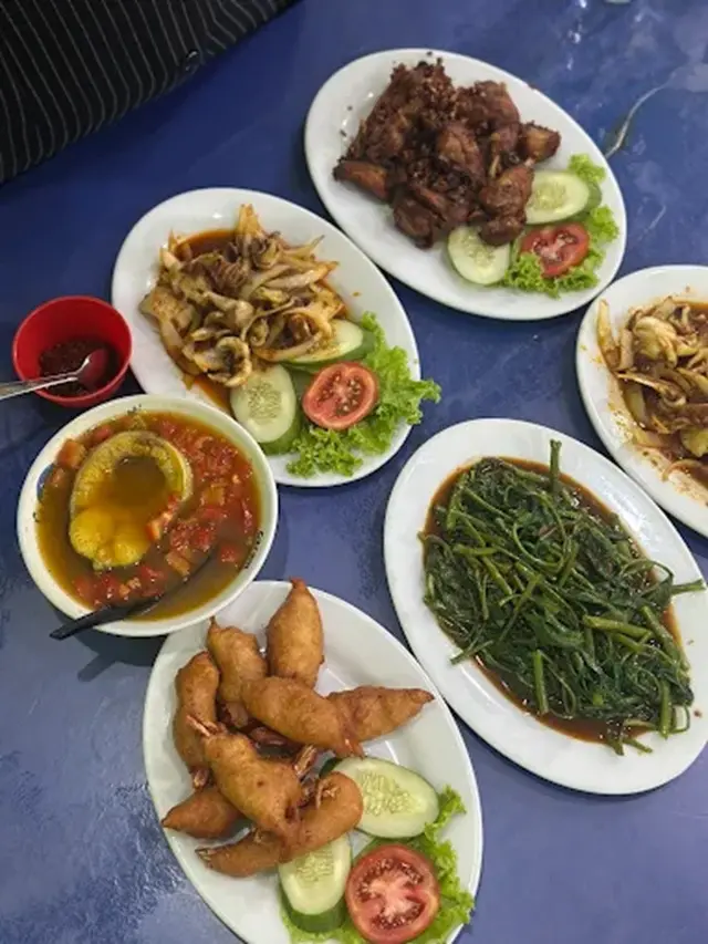 Tempat Makan Keluarga di Jambi