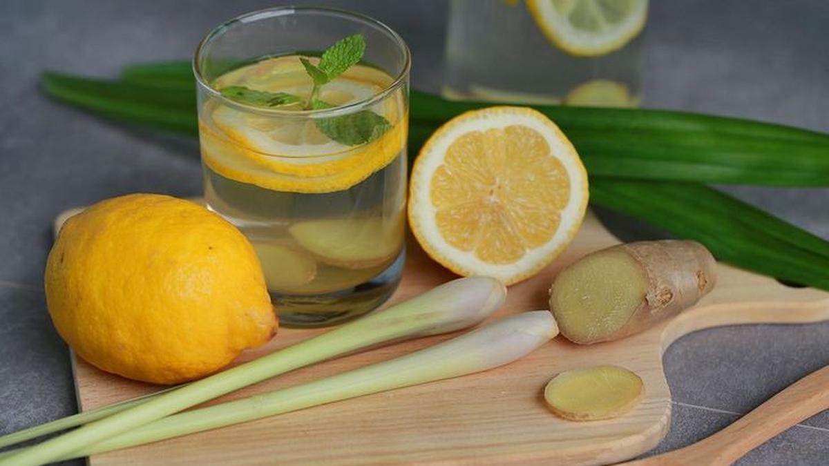 Manfaat Air Rebusan Serai untuk Kecantikan, Bikin Kulit Glowing dan Bebas Jerawat