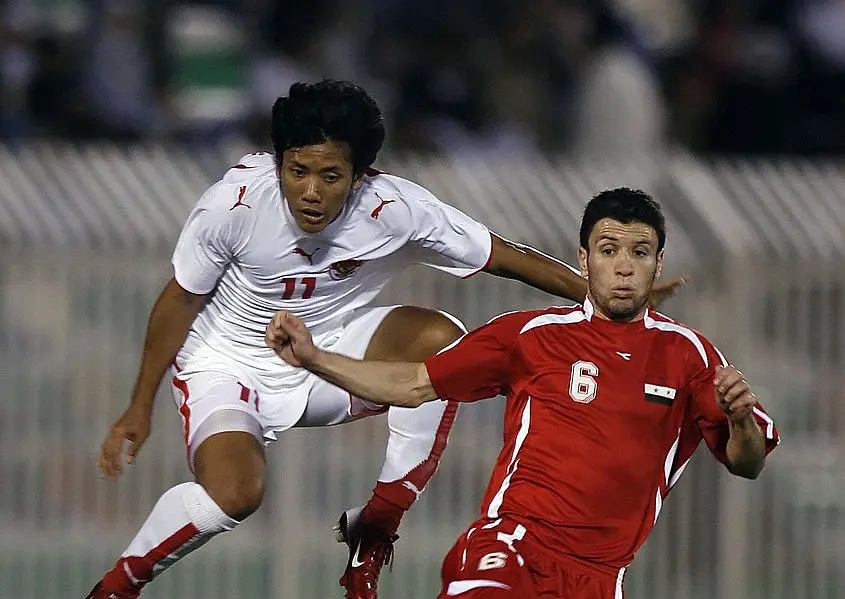 Ahmad Bustomi, Timnas Indonesia U-23 kalah telak 1-4 saat berjumpa Suriah di penyisihan Grup B Asian Games 2006. (Asian Games)