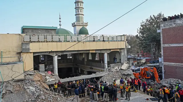 Ledakan Bom di Bom Masjid Peshawar, Pakistan