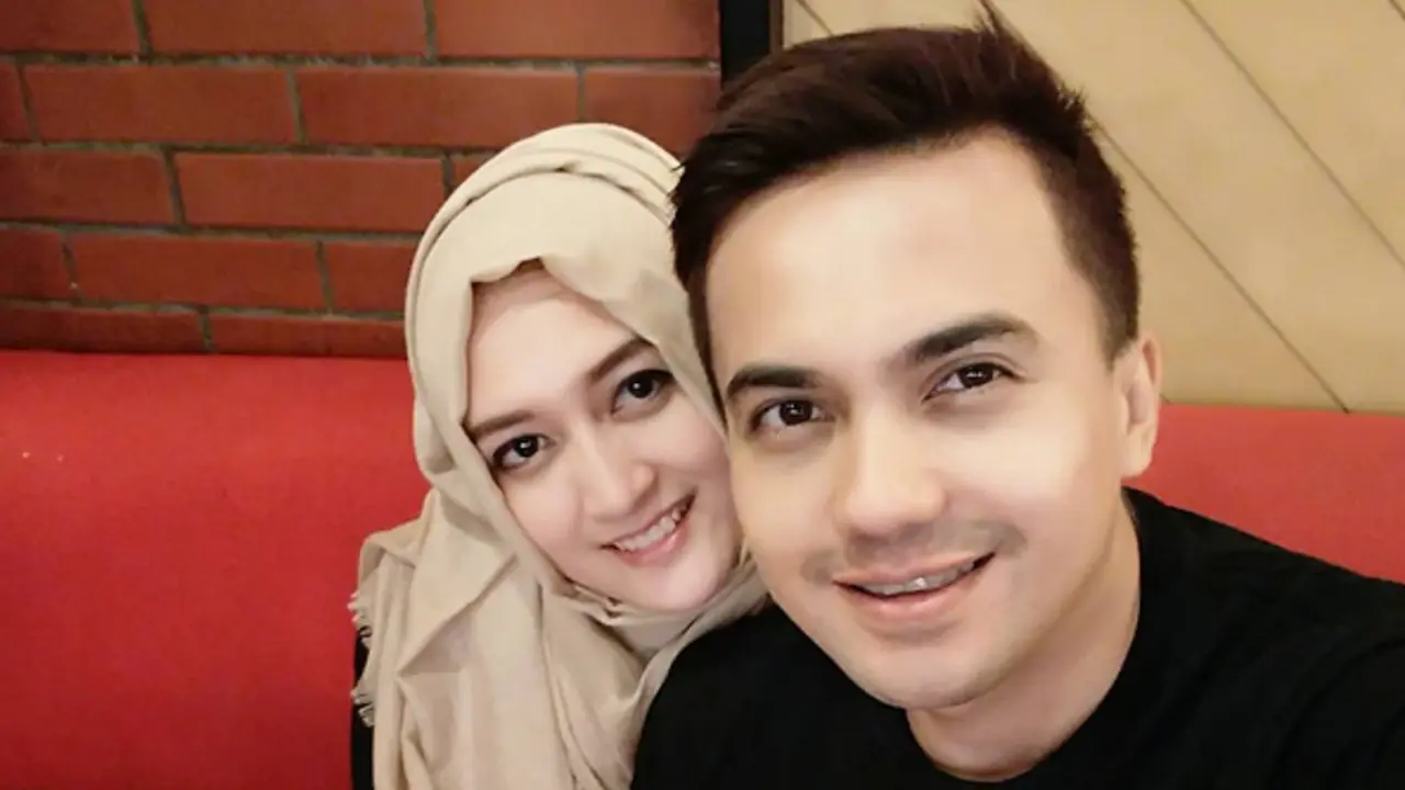 Sahrul Gunawan dan Indriani Hadi