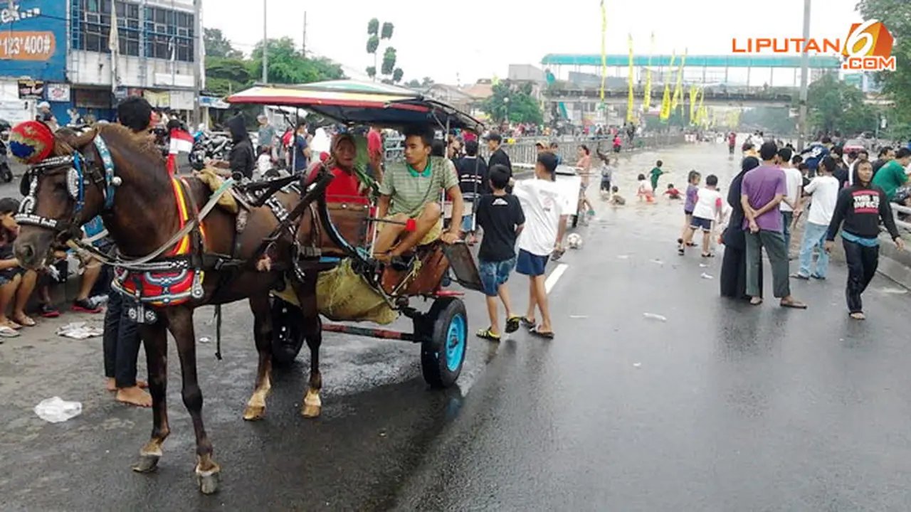 delman-banjir-140113b.jpg