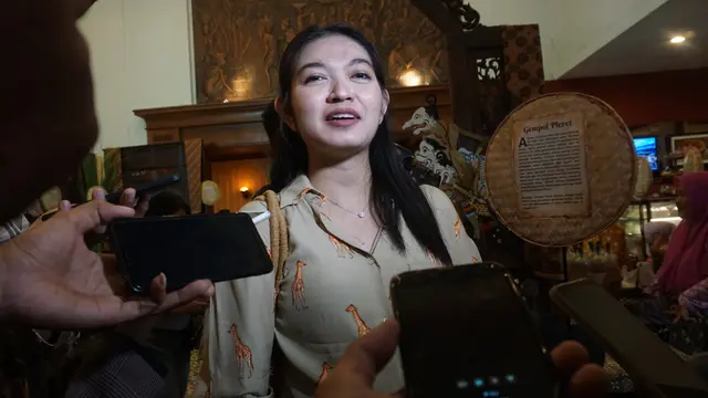 Selvi Ananda