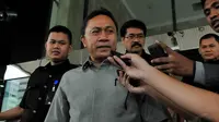 Menteri Kehutanan Zulkifli Hasan mendatangi Komisi Pemberantasan Korupsi (KPK), Jakarta,(6/2/14). (Liputan6.com/Johan Tallo)