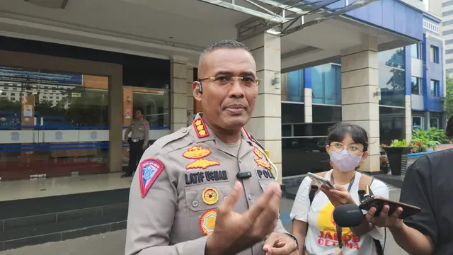 Dirlantas Polda Metro Jaya Kombes Latif Usman.